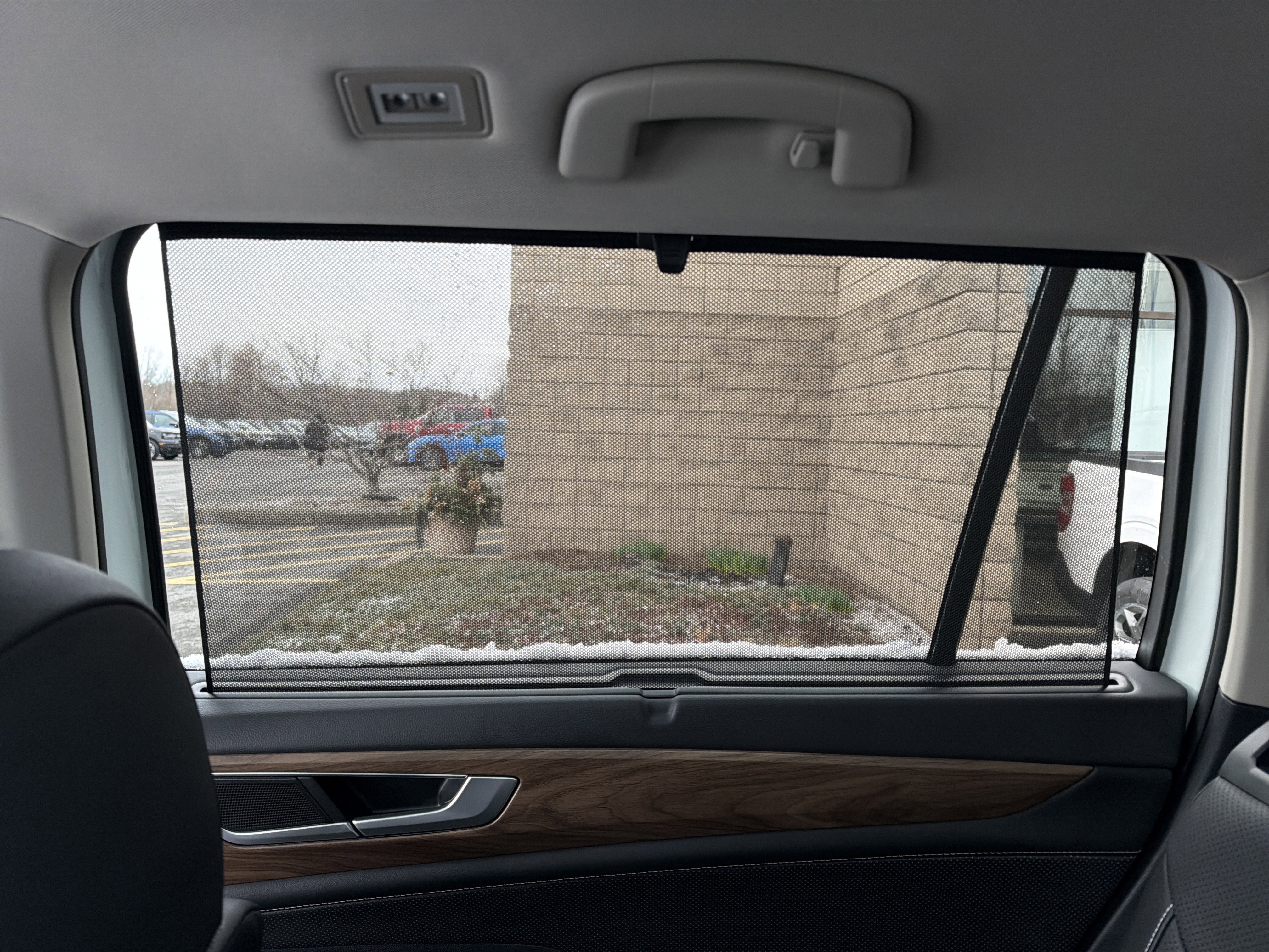 Used 2025 Volkswagen Atlas SE w/ Panoramic Sunroof Package image 21