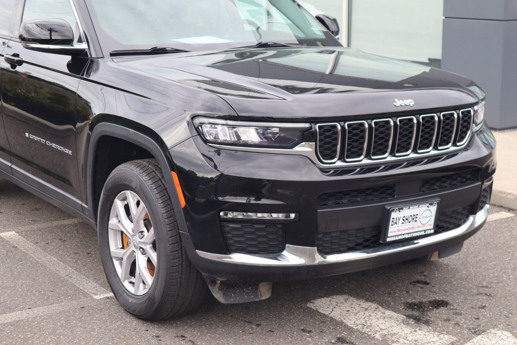 Used 2022 Jeep Grand Cherokee L Limited AWD/4WD image 5