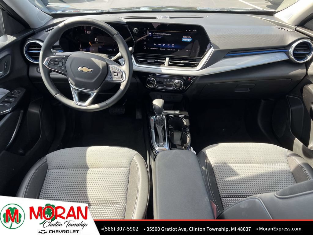 Certified 2024 Chevrolet Trax LT w/ Driver Confidence Package FWD image 14