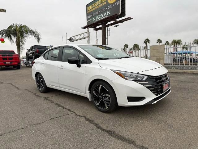 New 2025 Nissan Versa SR w/ Trunk Package image 1