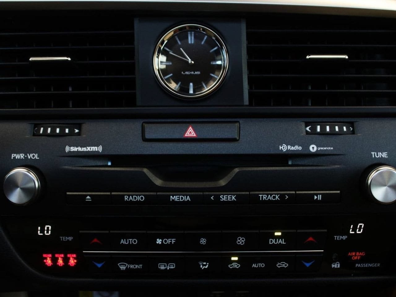 Used 2021 Lexus RX 450h AWD w/ Premium Package image 28