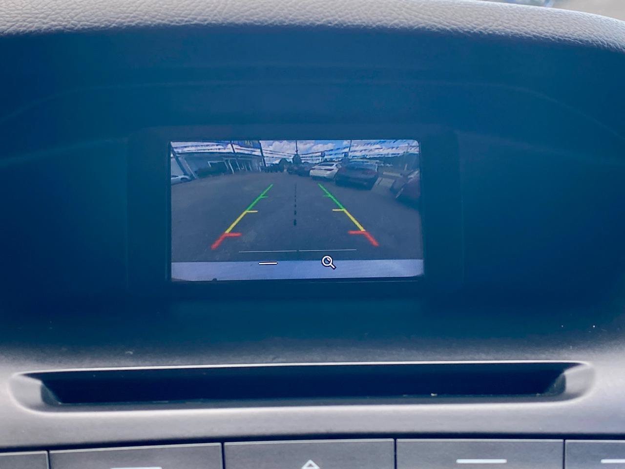 Used 2017 Ford Focus SE FWD image 16