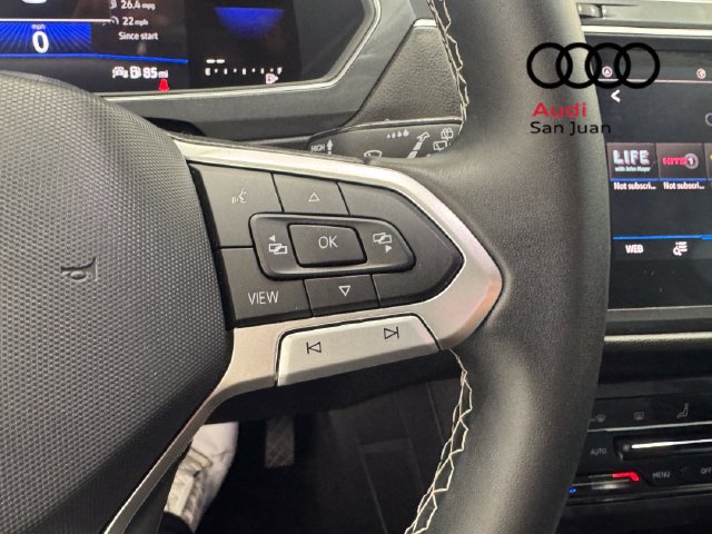 Used 2023 Volkswagen Tiguan SE FWD image 18