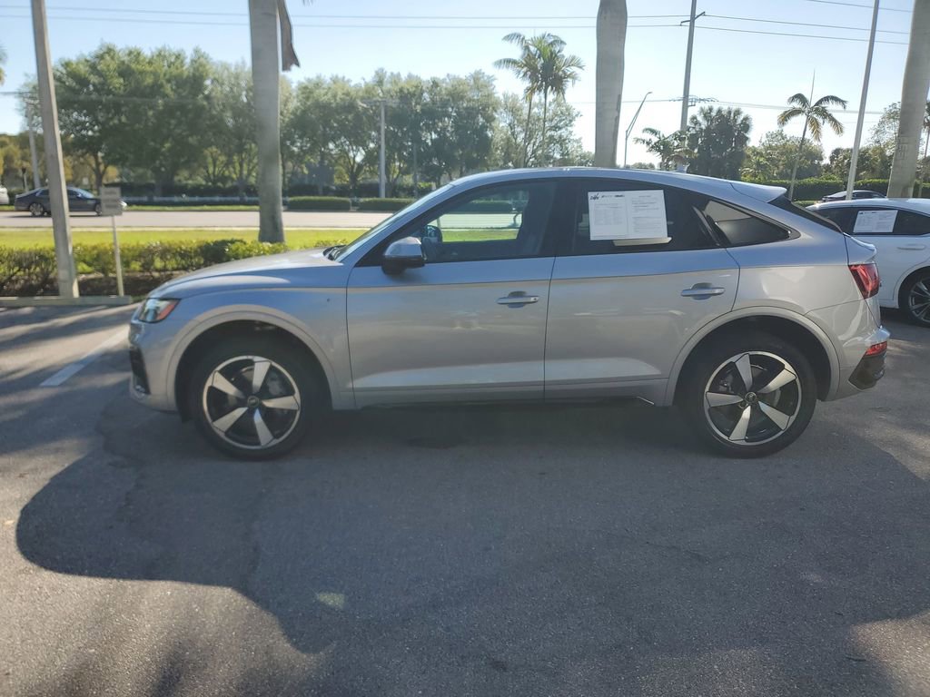 Used 2023 Audi Q5 2.0T Premium Plus w/ Premium Plus Package image 2