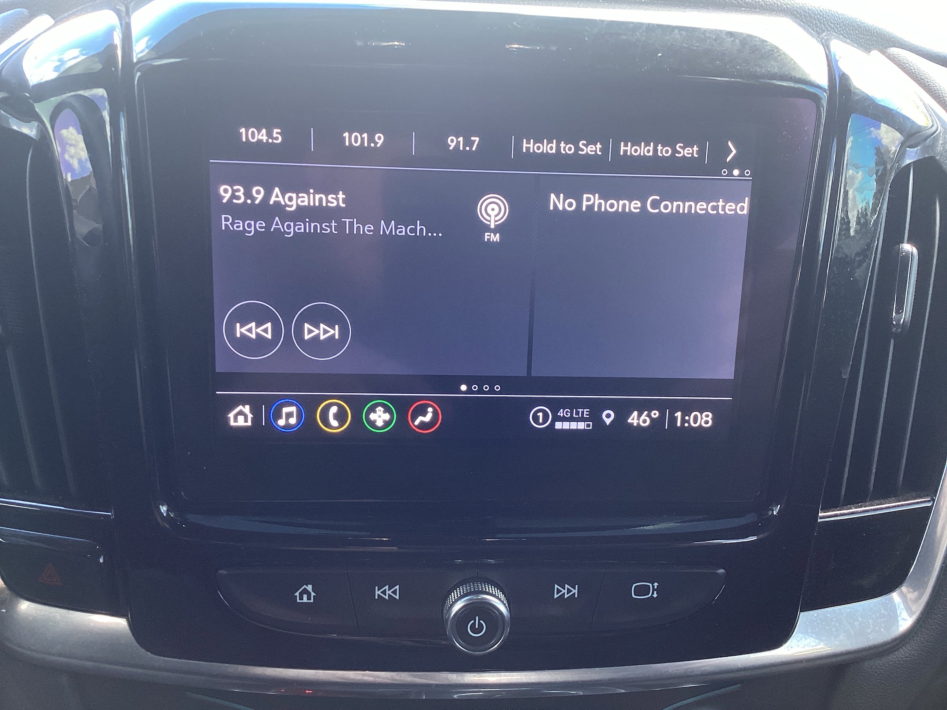 Used 2023 Chevrolet Traverse LT image 23