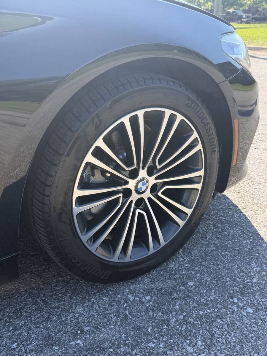Used 2017 BMW 530i RWD image 27