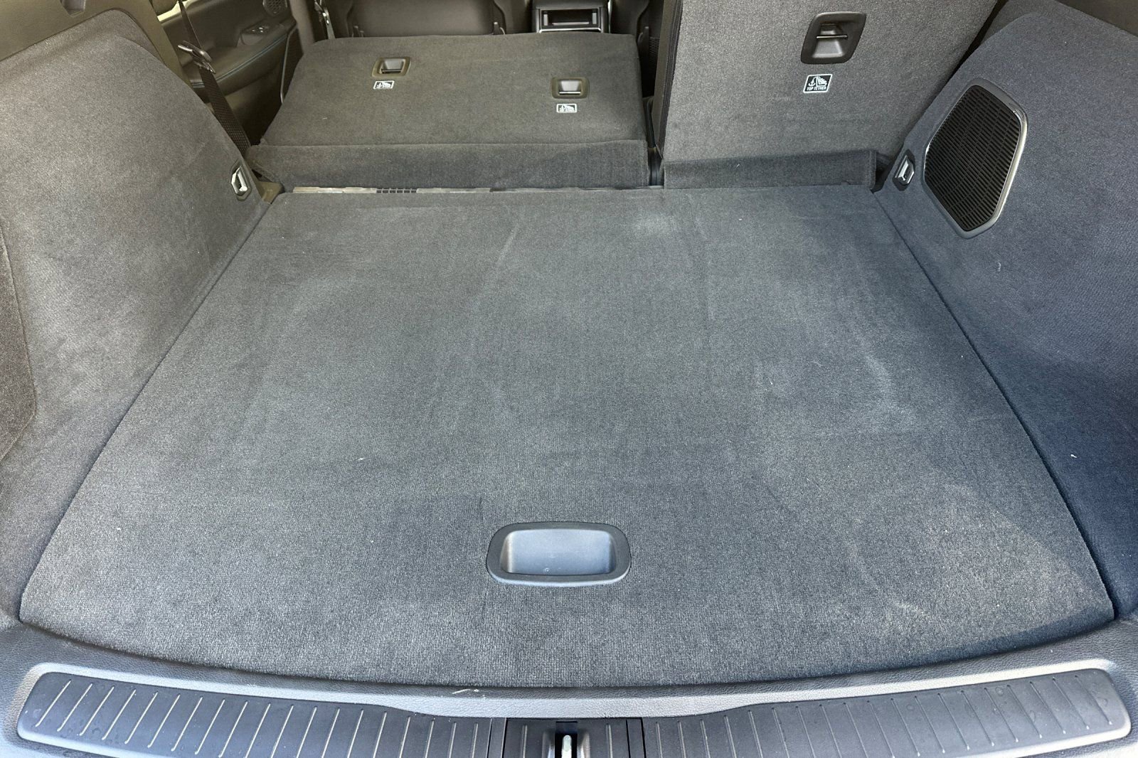 New 2023 Jeep Grand Cherokee Trailhawk w/ Advanced Protech Group II image 14