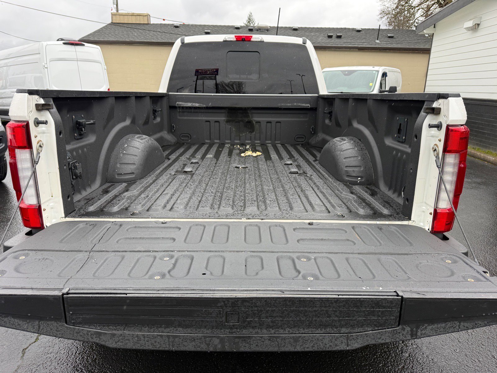 Used 2019 Ford F350 Platinum w/ Platinum Ultimate Package image 10