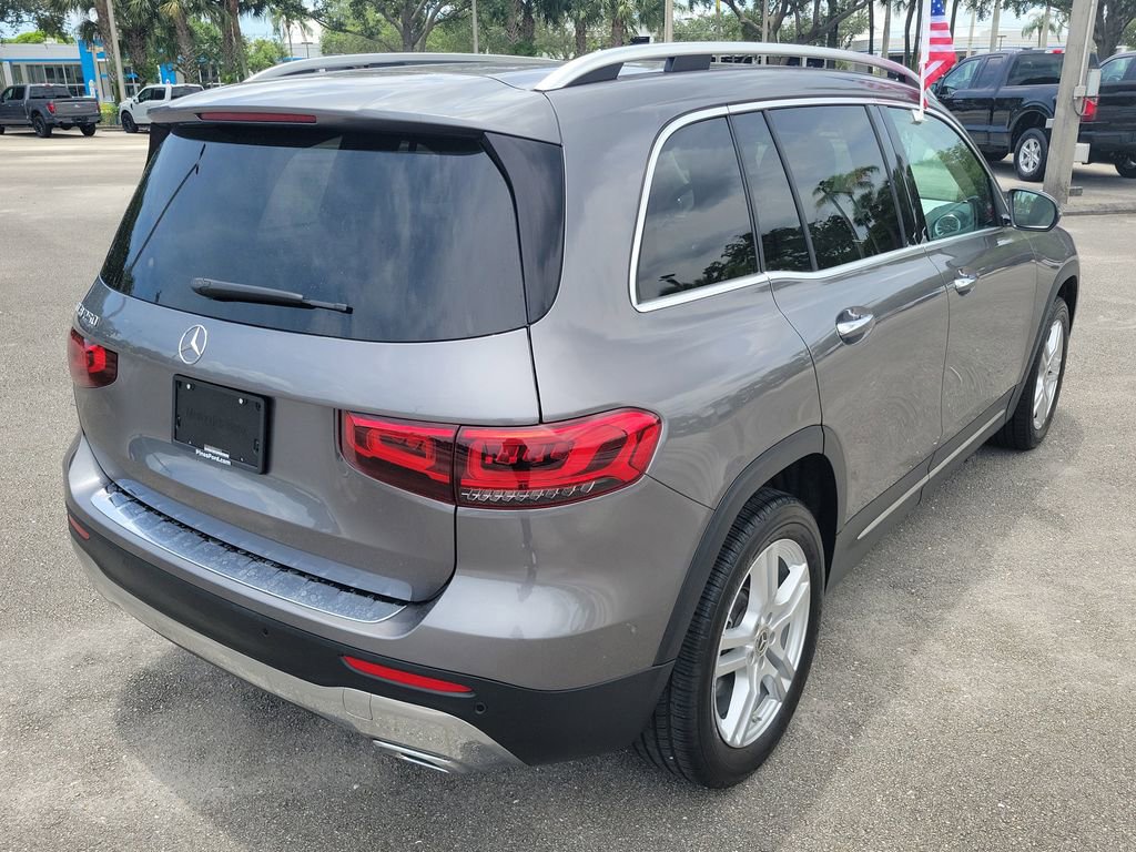 Used 2023 Mercedes-Benz GLB 250 image 5