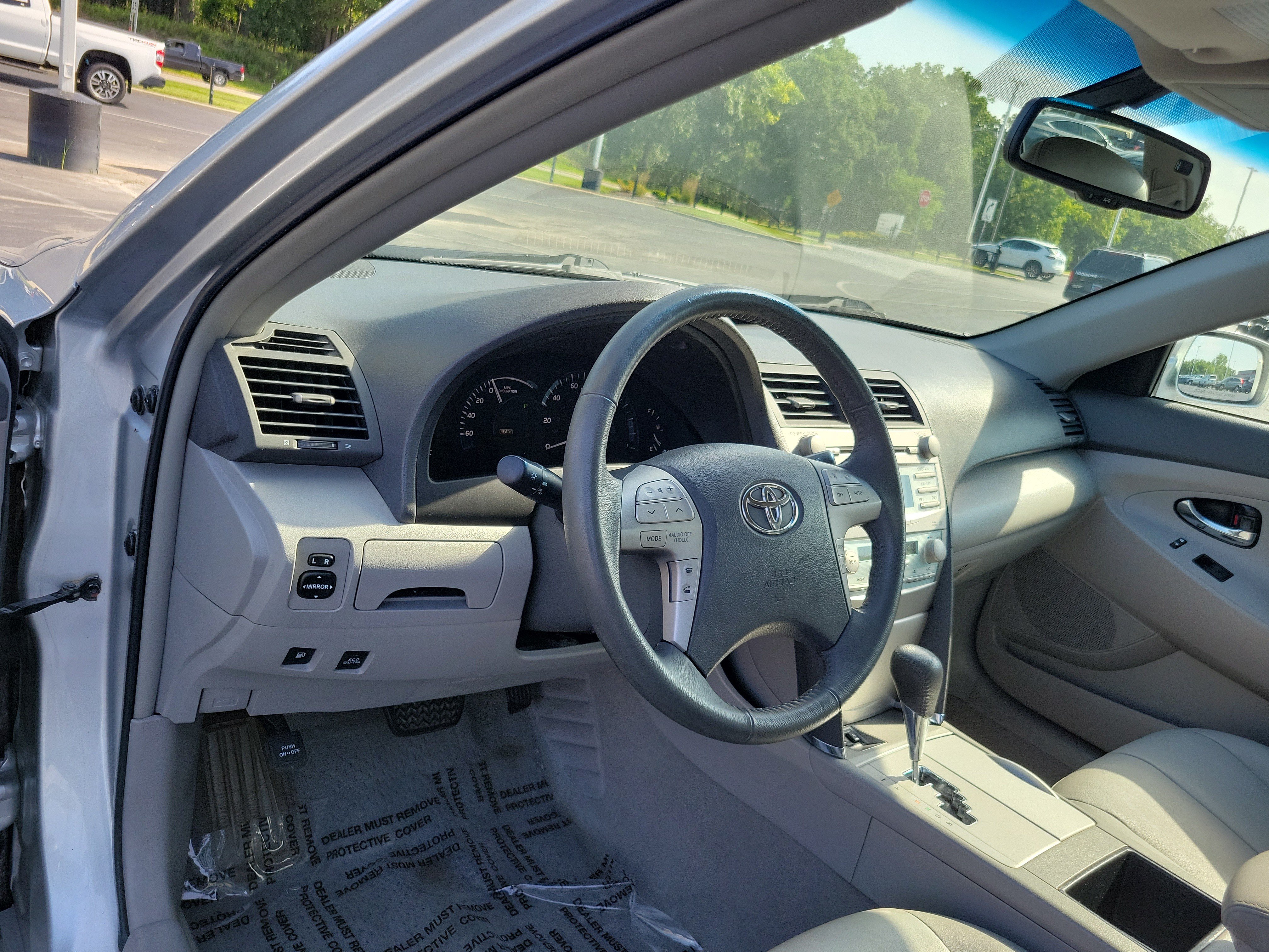 Used 2009 Toyota Camry Hybrid FWD image 17