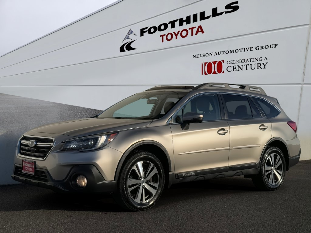 Used 2018 Subaru Outback 3.6R Limited AWD/4WD image 3