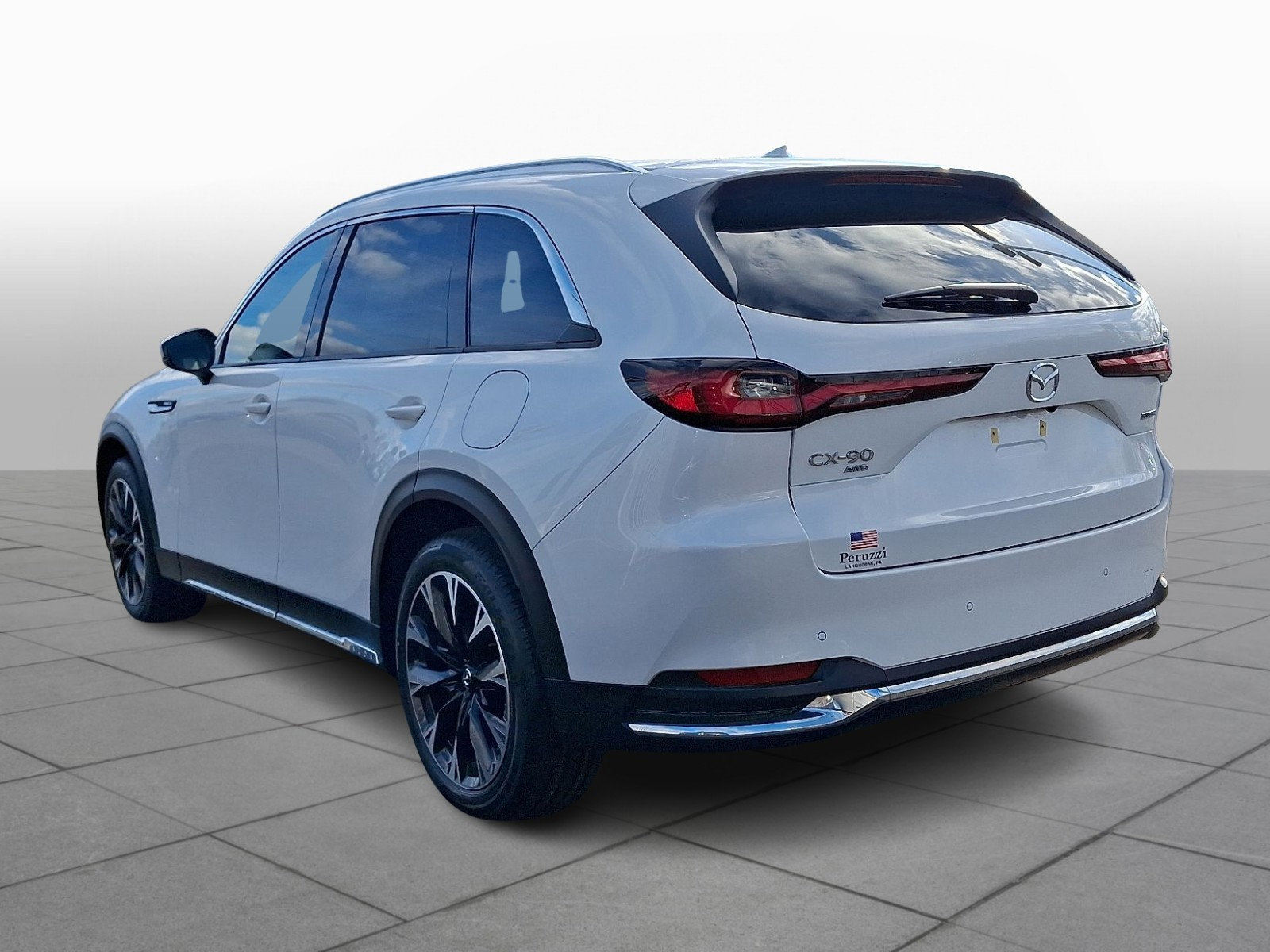 Certified 2024 MAZDA CX-90 Plug-In Hybrid w/ Premium Pkg image 4