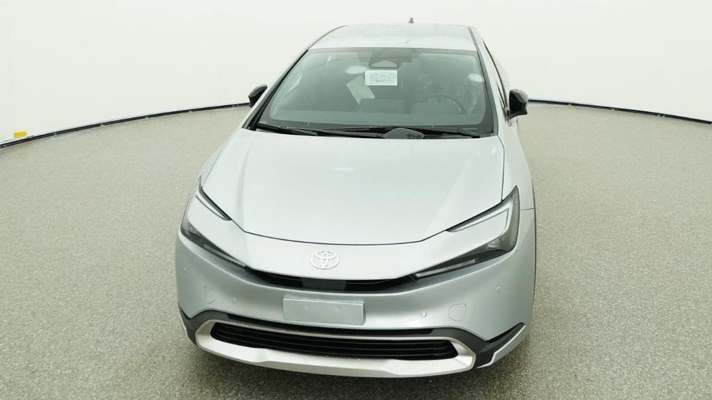 New 2026 Toyota Prius Plug-In Hybrid FWD image 12