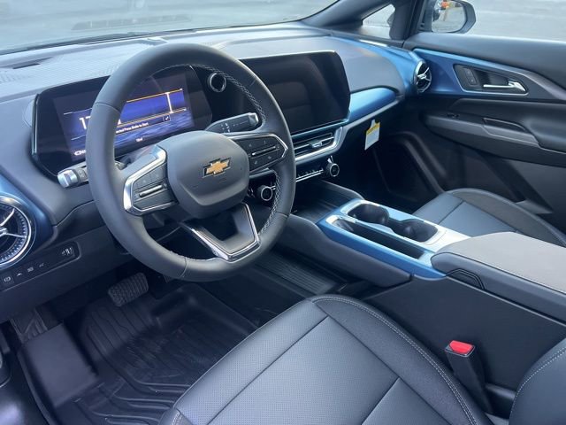 New 2026 Chevrolet Equinox EV LT FWD image 34