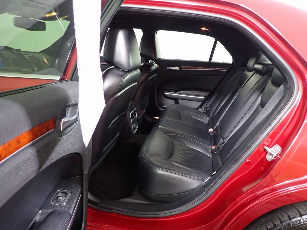 Used 2012 Chrysler 300 Limited image 22