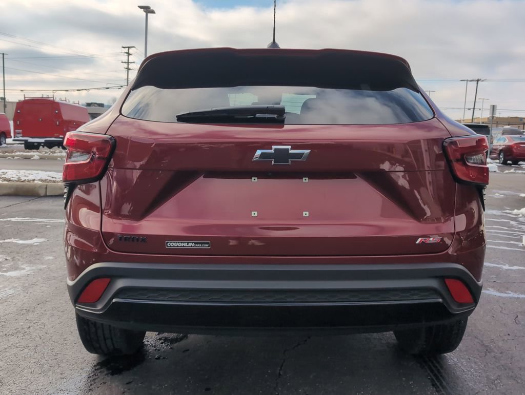 Used 2024 Chevrolet Trax RS w/ Driver Confidence Package image 6