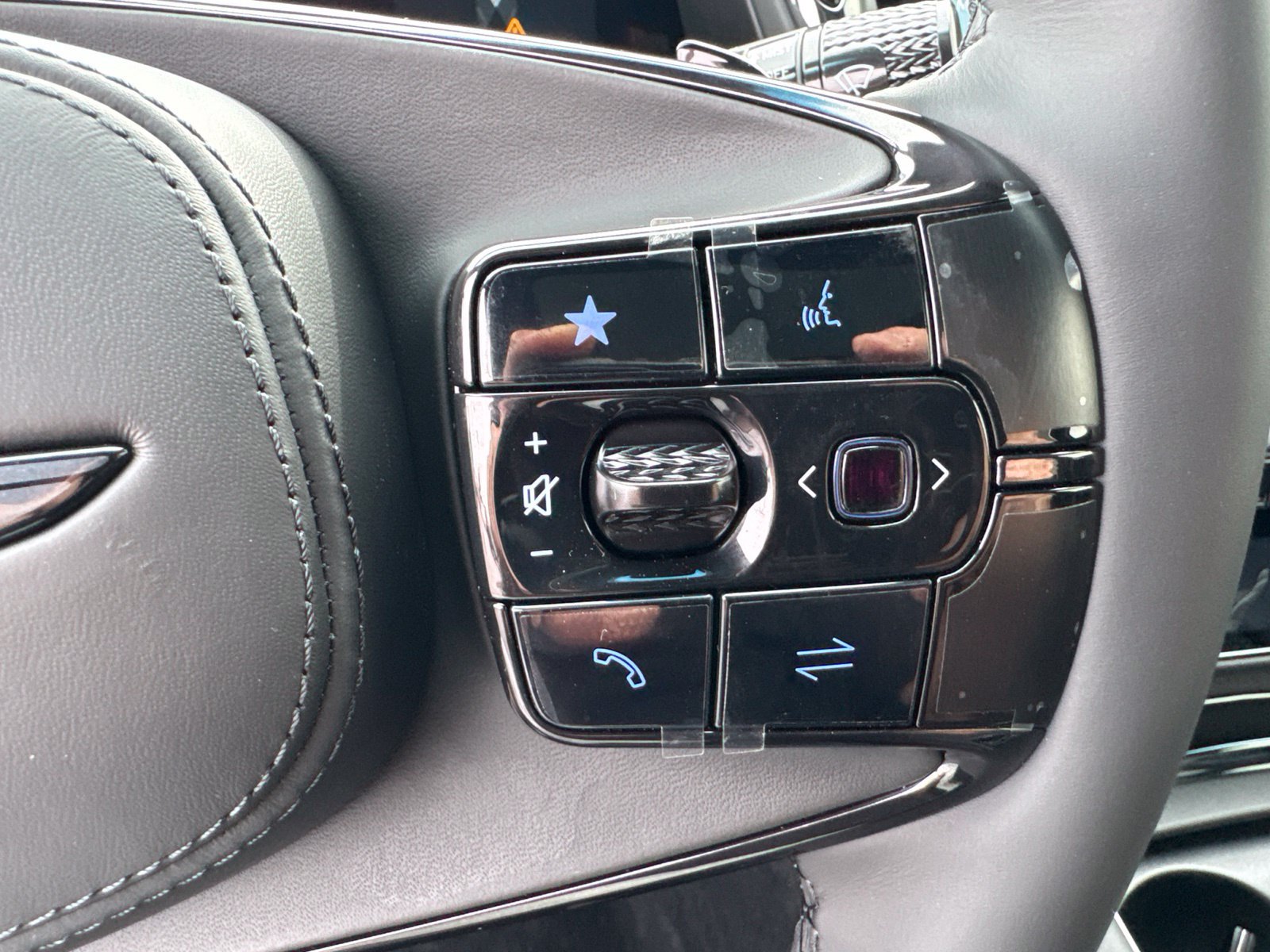 New 2026 Genesis G90 3.5T Prestige AWD/4WD image 34