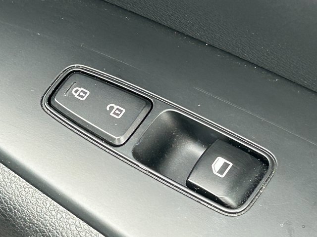 Used 2024 Kia Forte LXS image 30