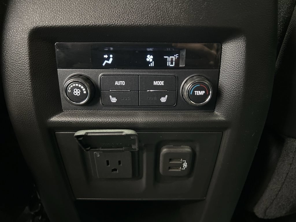 Used 2022 Chevrolet Traverse High Country AWD/4WD image 49