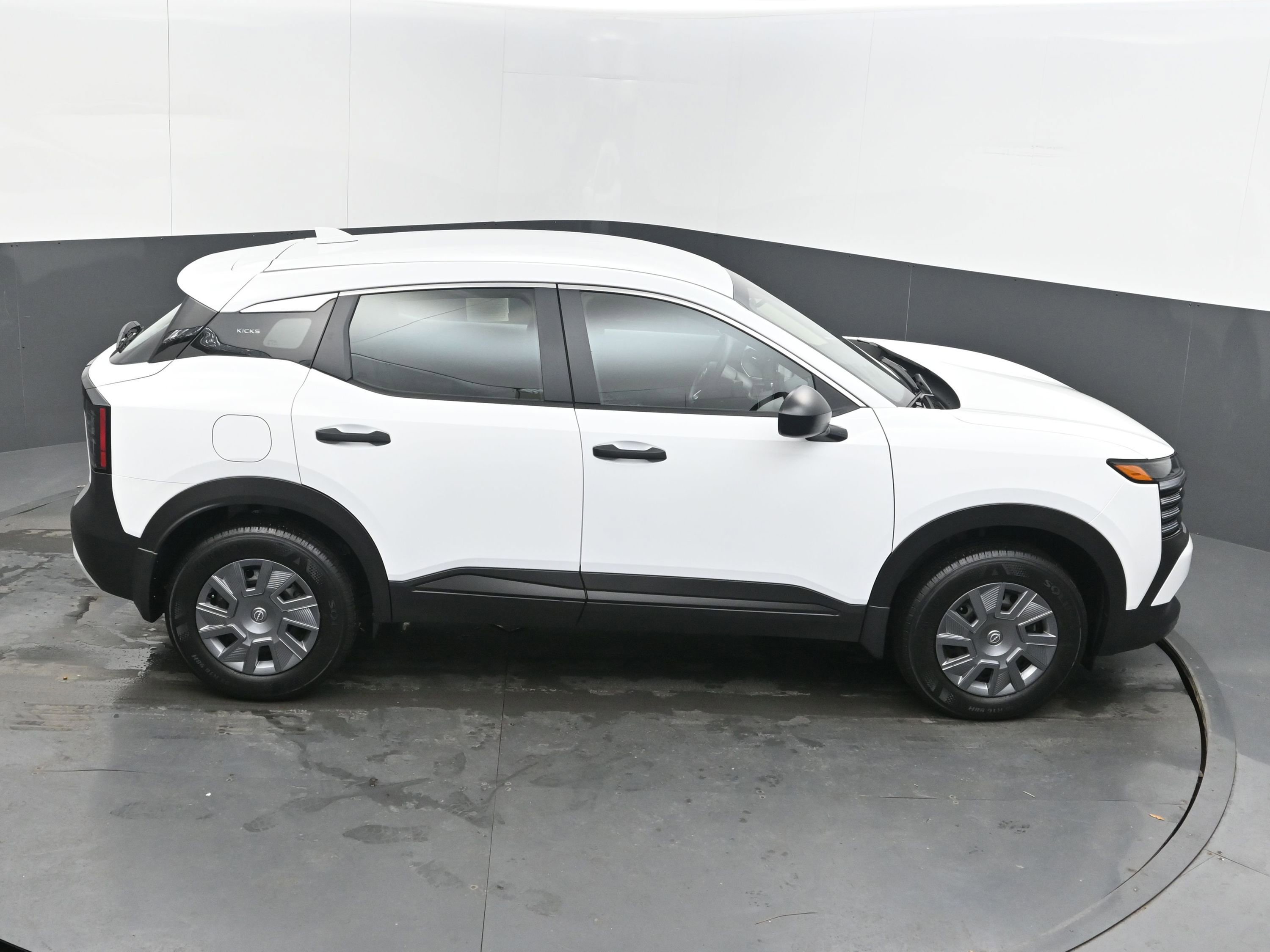 Certified 2025 Nissan Kicks S image 35