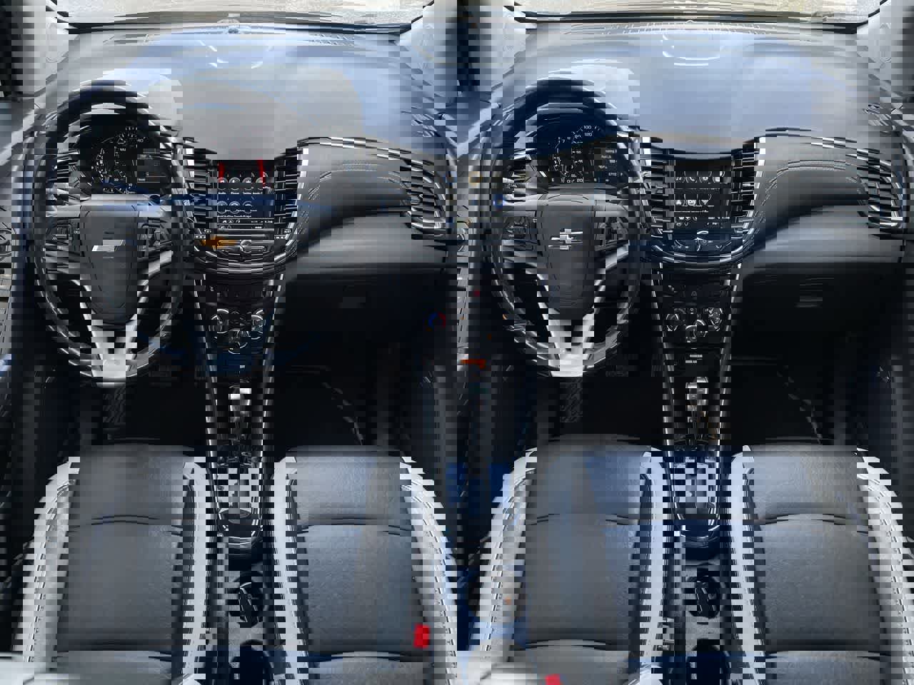 Used 2019 Chevrolet Trax Premier w/ Midnight Edition image 22