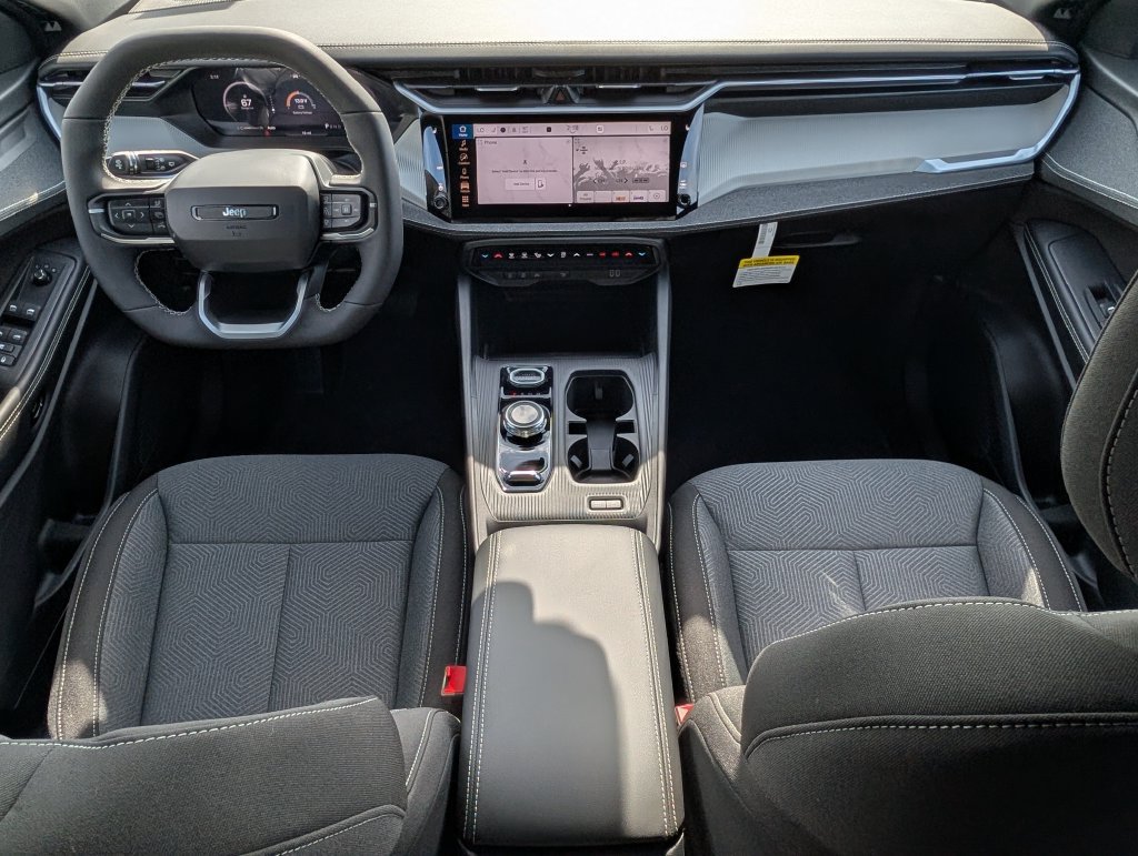 New 2026 Jeep Cherokee Laredo AWD/4WD image 8