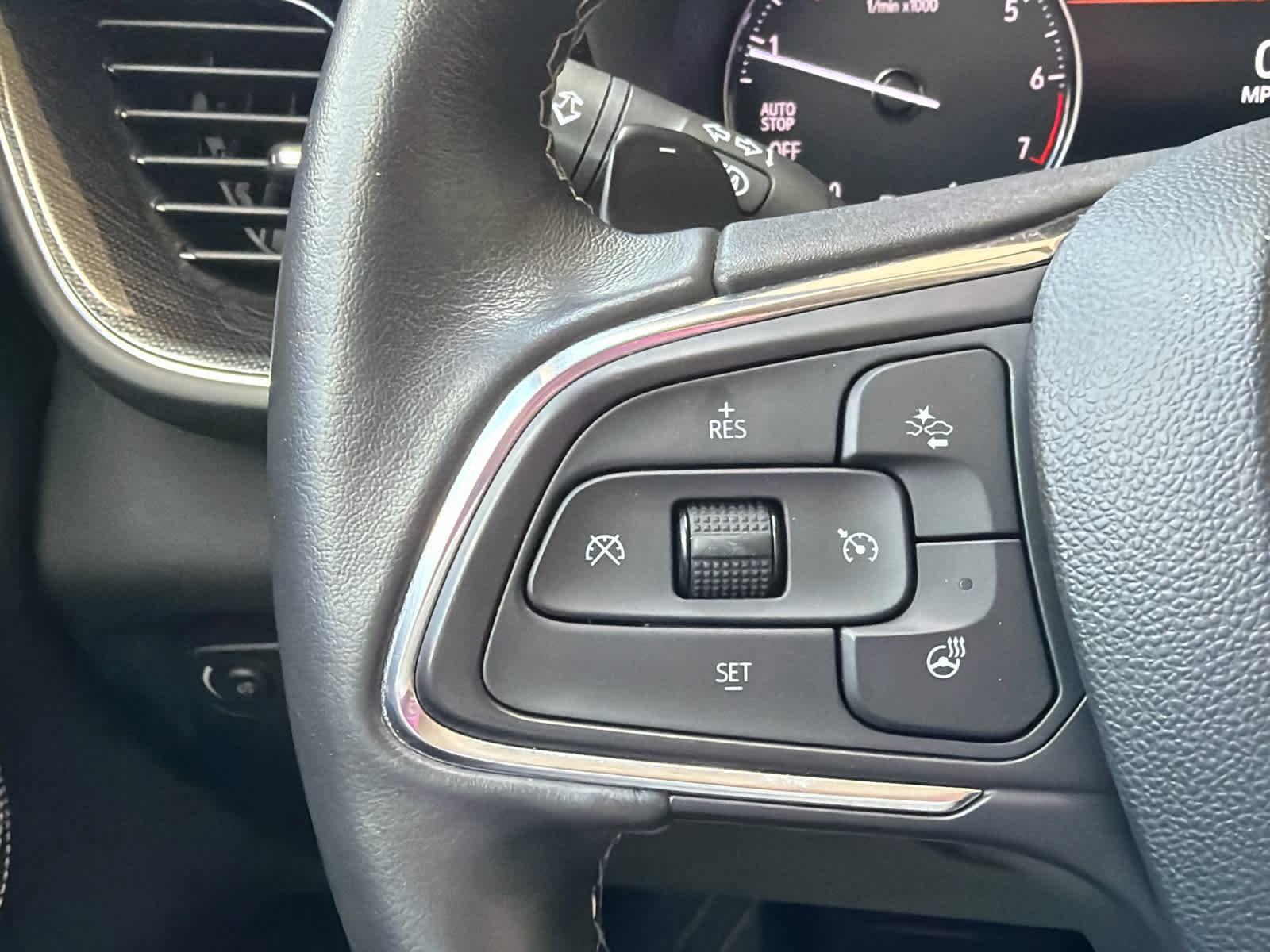 Used 2023 Buick Envision Essence FWD image 35