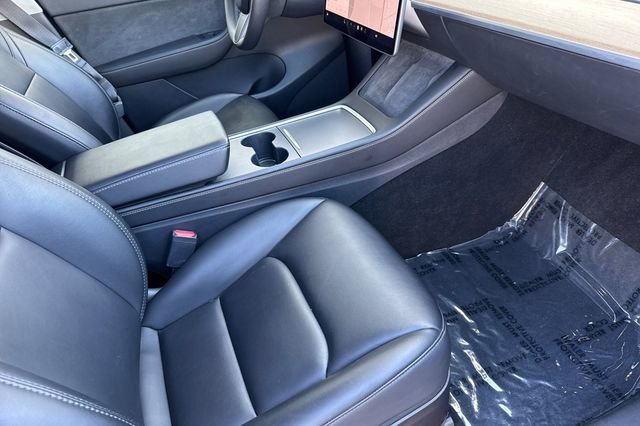 Used 2021 Tesla Model Y Performance AWD/4WD image 18
