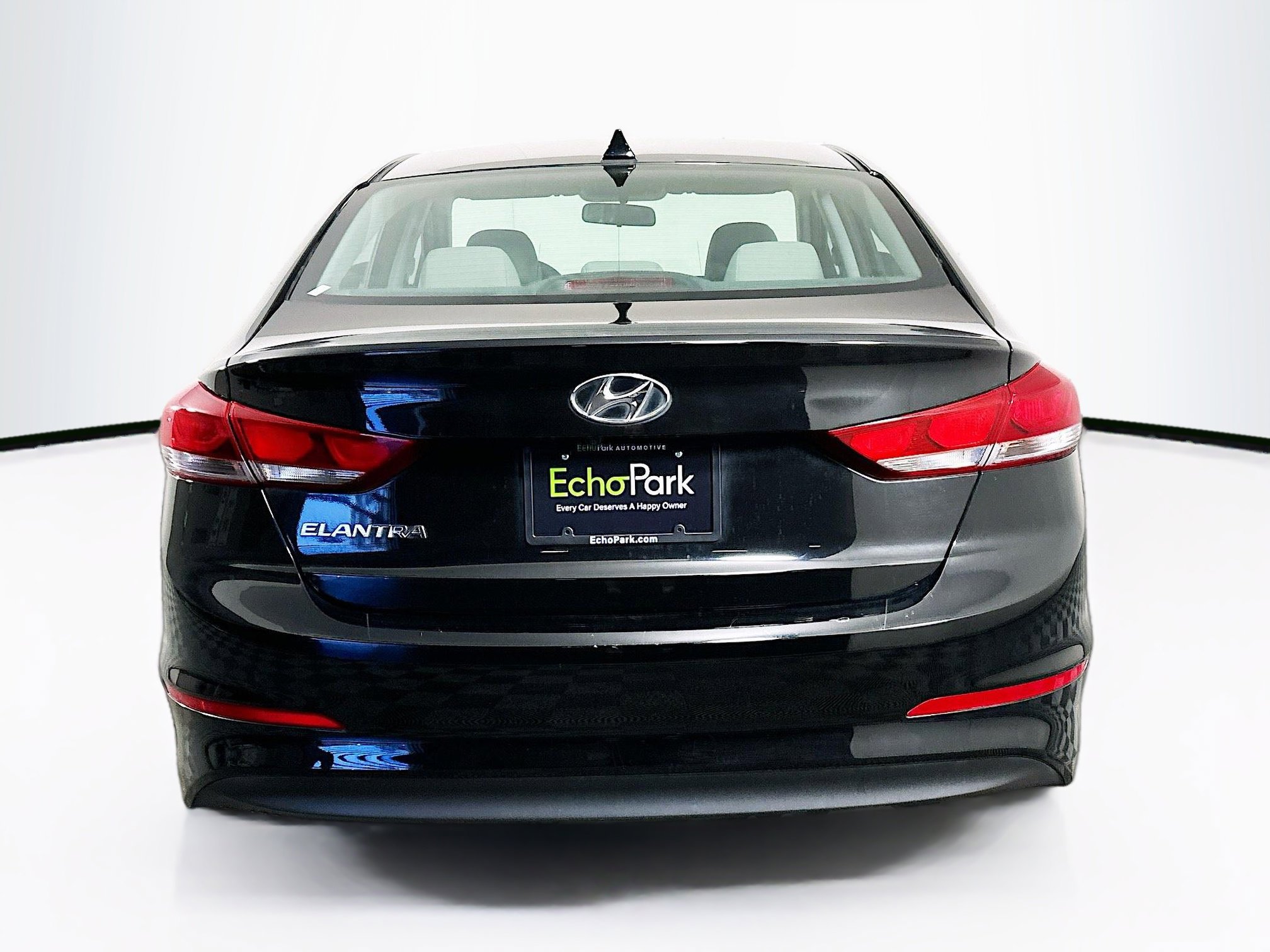 Used 2018 Hyundai Elantra SEL FWD image 7