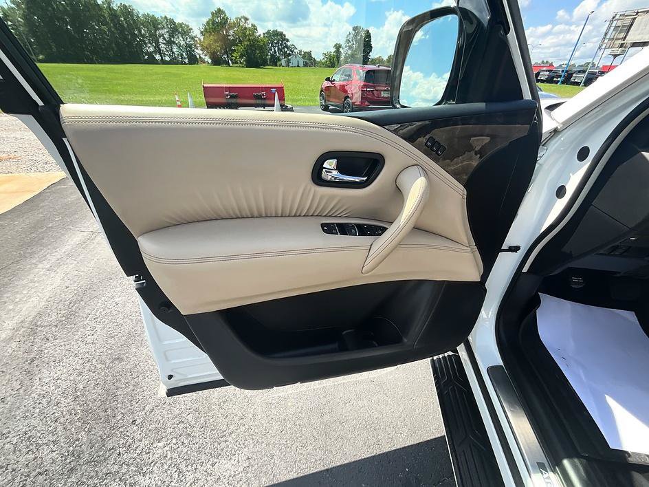 Used 2023 Nissan Armada Platinum w/ Captain's Chairs Package AWD/4WD image 12