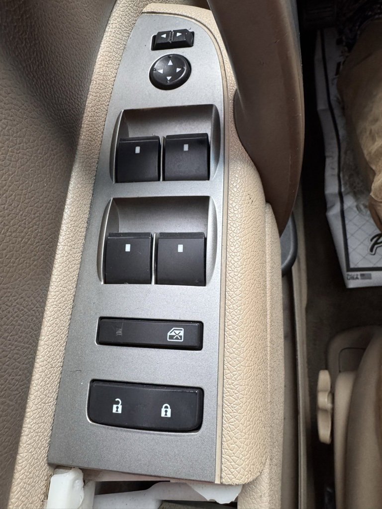 Used 2024 RAM 1500 Classic SLT image 26