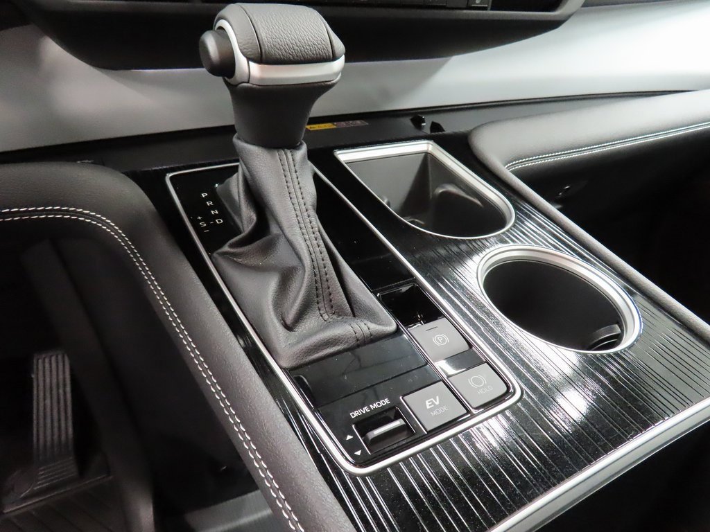 Used 2025 Toyota Sienna XSE image 49