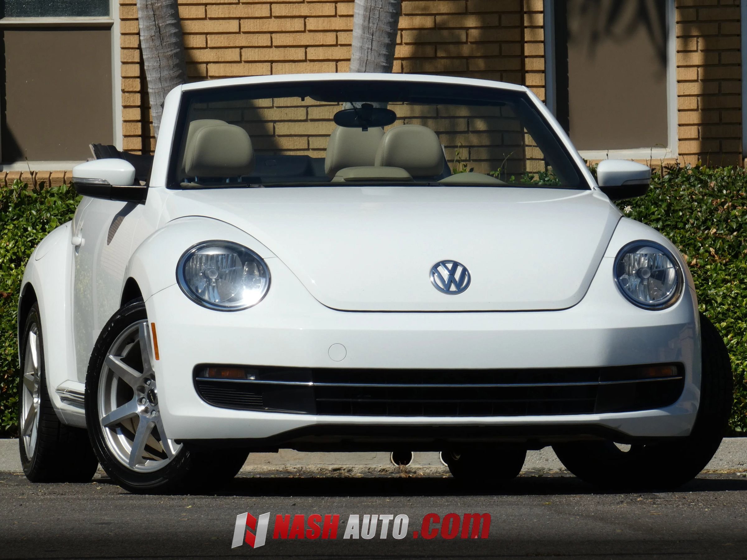 Used 2014 Volkswagen Beetle TDI FWD image 5