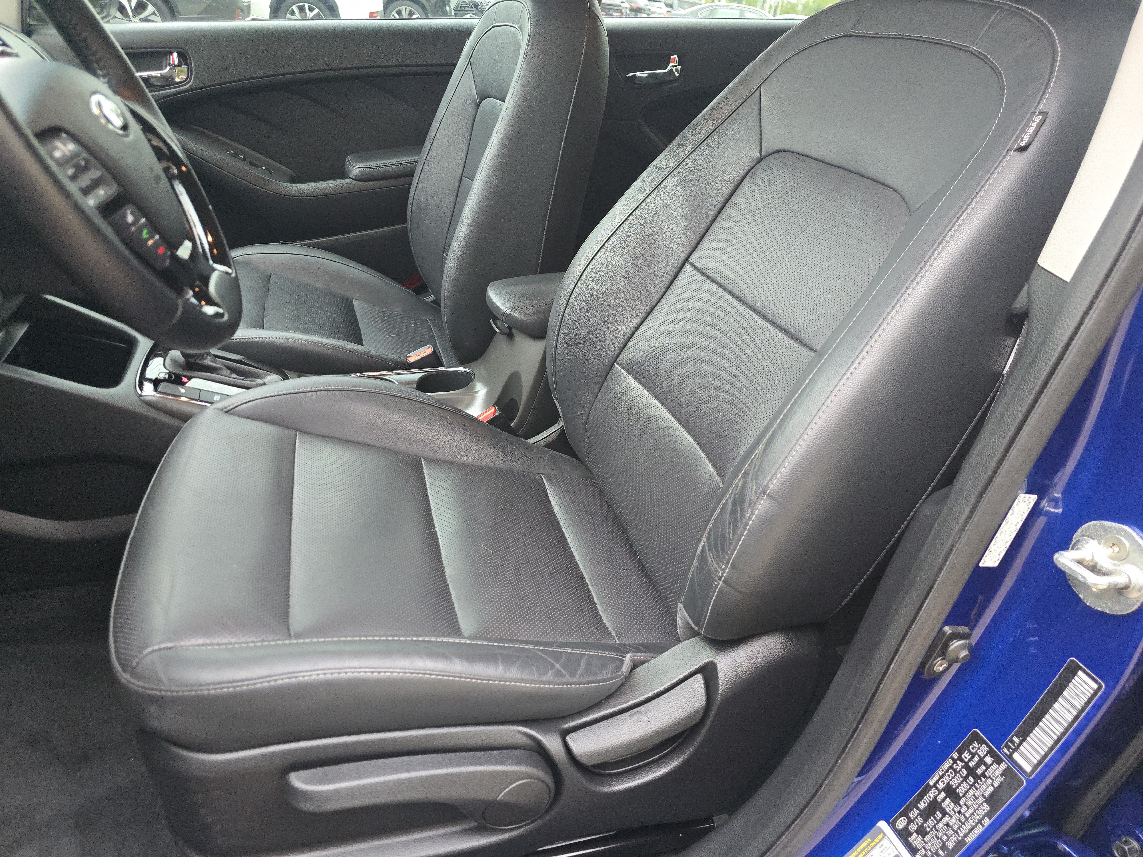 Used 2017 Kia Forte EX FWD image 19