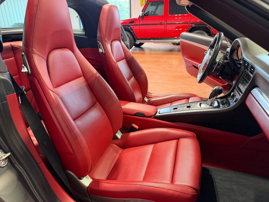 Used 2015 Porsche 911 Targa 4S AWD/4WD image 28