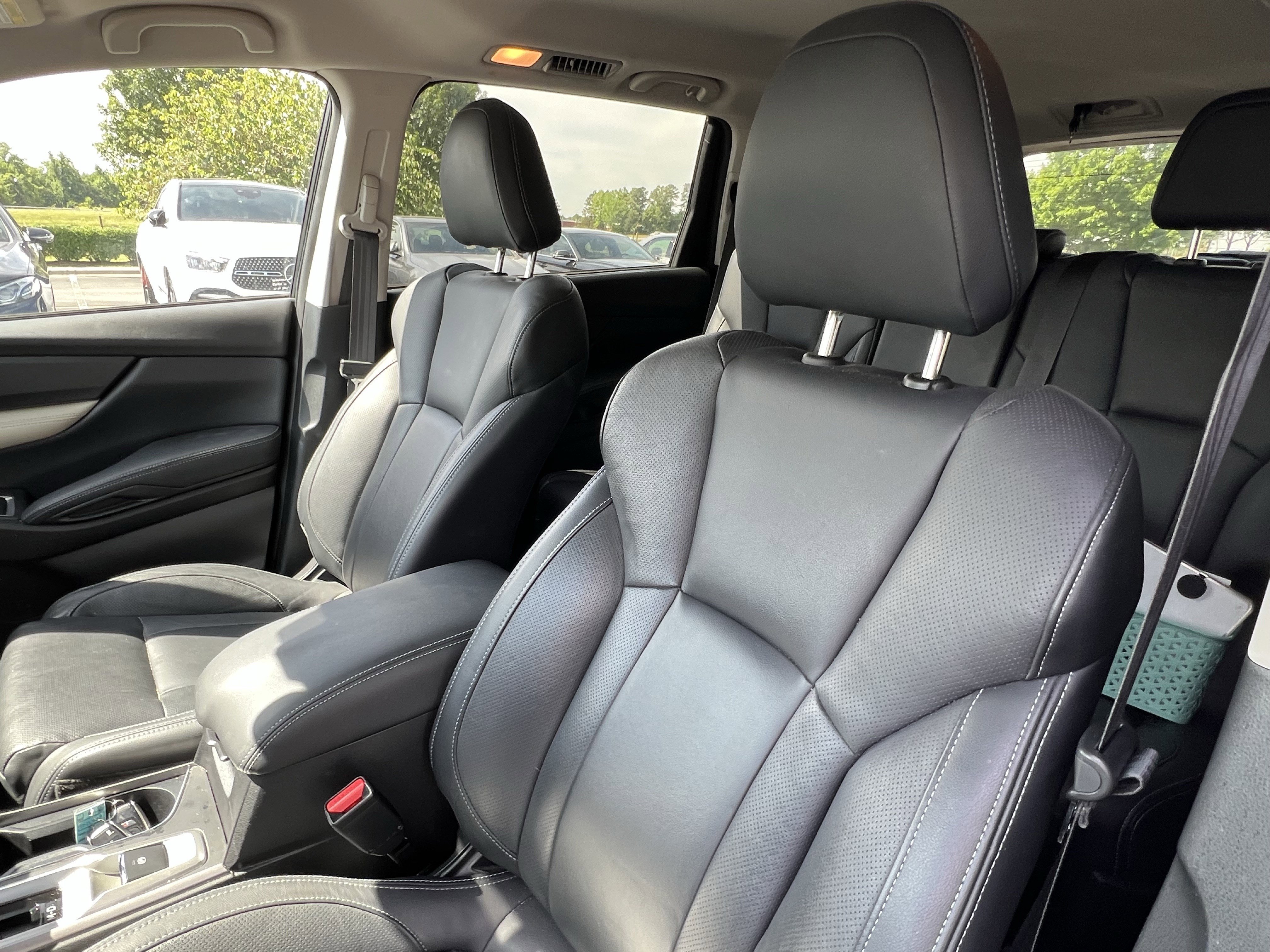 Used 2020 Subaru Ascent Limited w/ Popular Package #2 AWD/4WD image 16