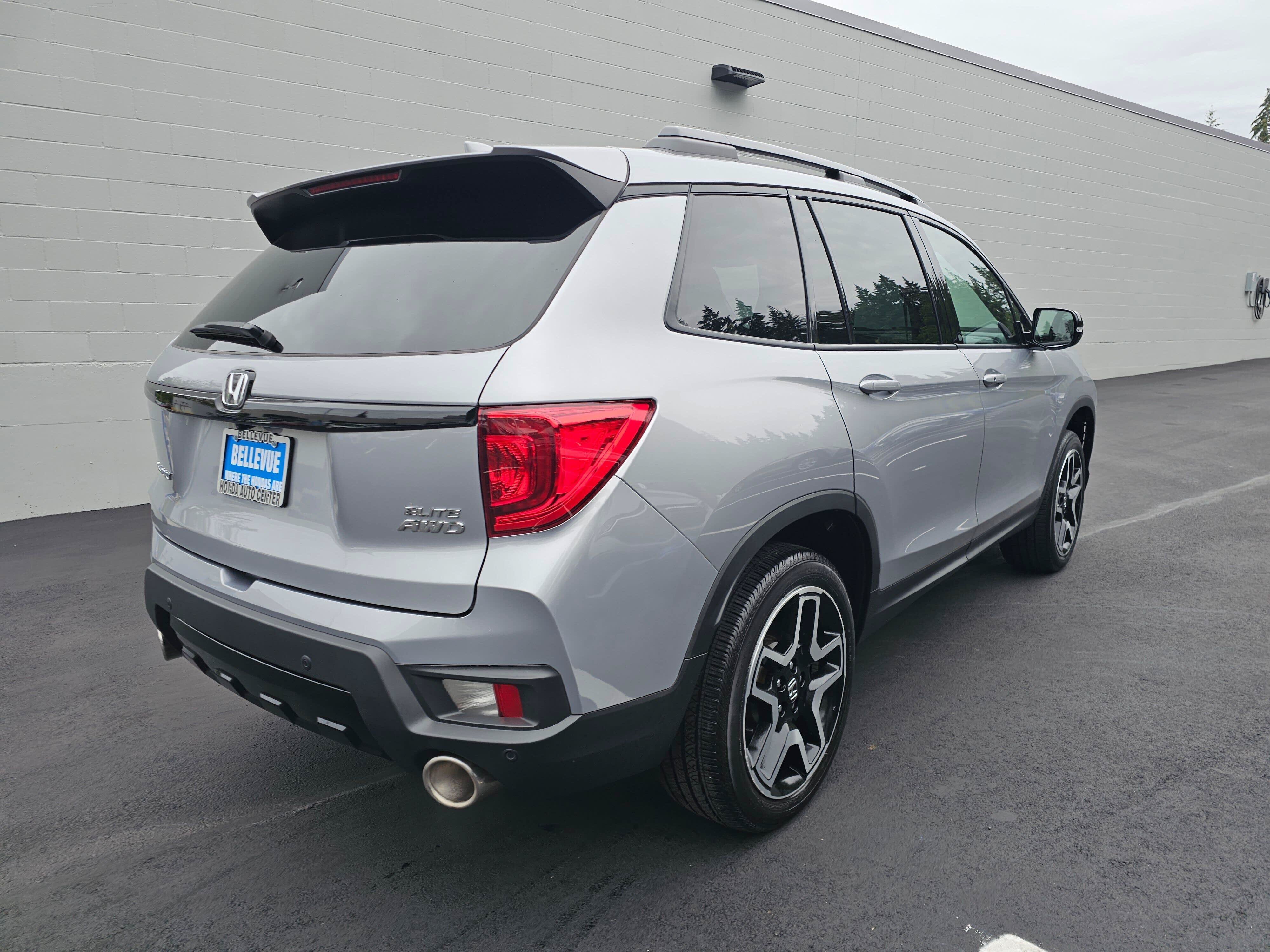 Used 2023 Honda Passport Elite image 7