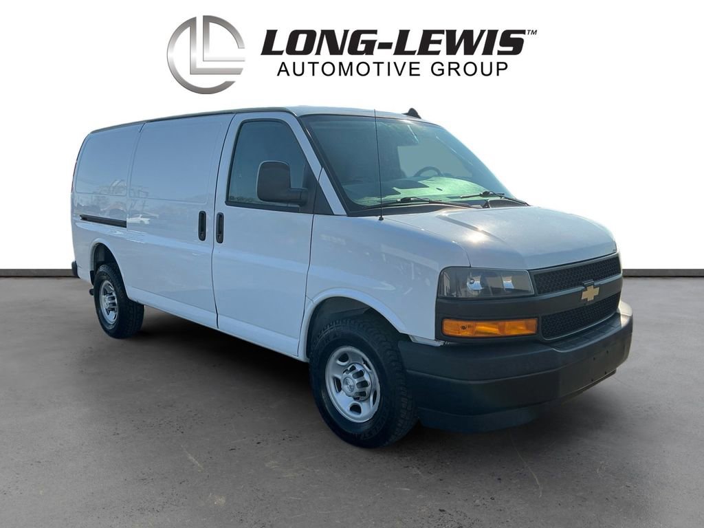 Used 2018 Chevrolet Express 2500 image 10