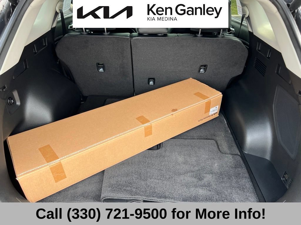 Certified 2024 Kia Sportage SX AWD/4WD image 50
