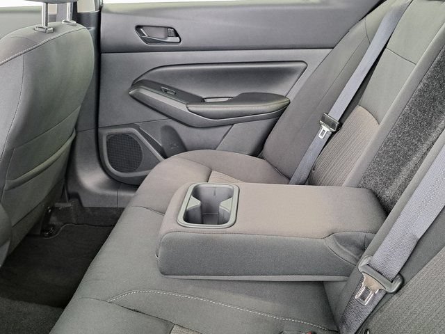 Used 2025 Nissan Altima 2.5 SV FWD image 28