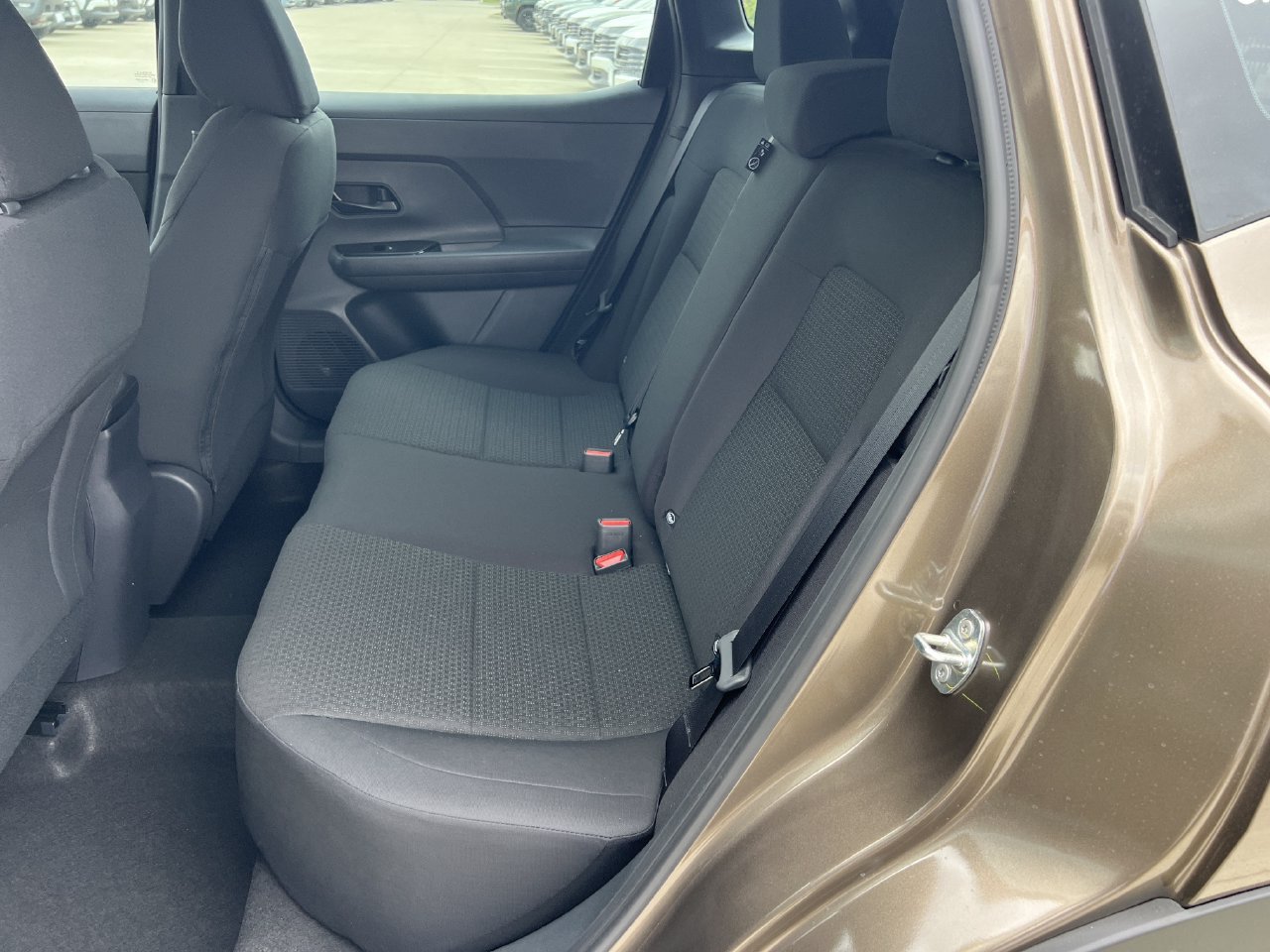 New 2027 Nissan Kicks S FWD image 12