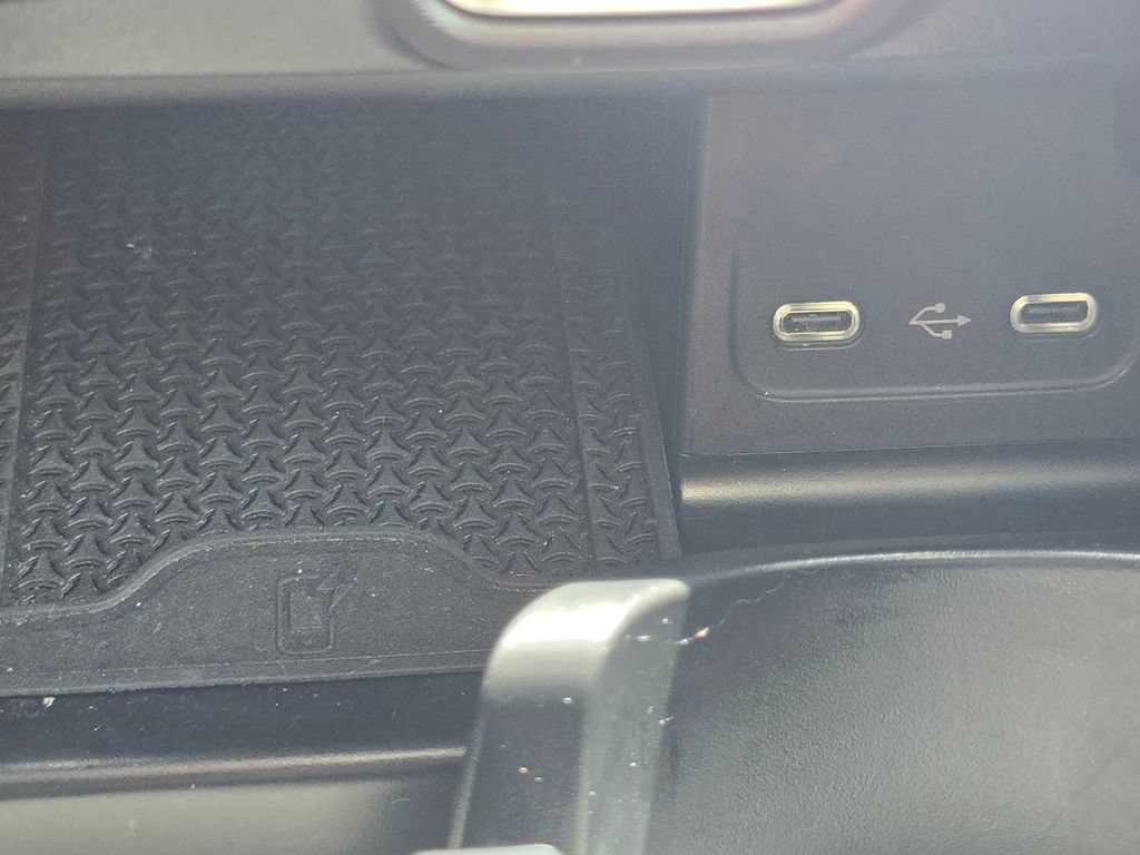 Certified 2026 Mercedes-Benz C 300 4MATIC Sedan image 34