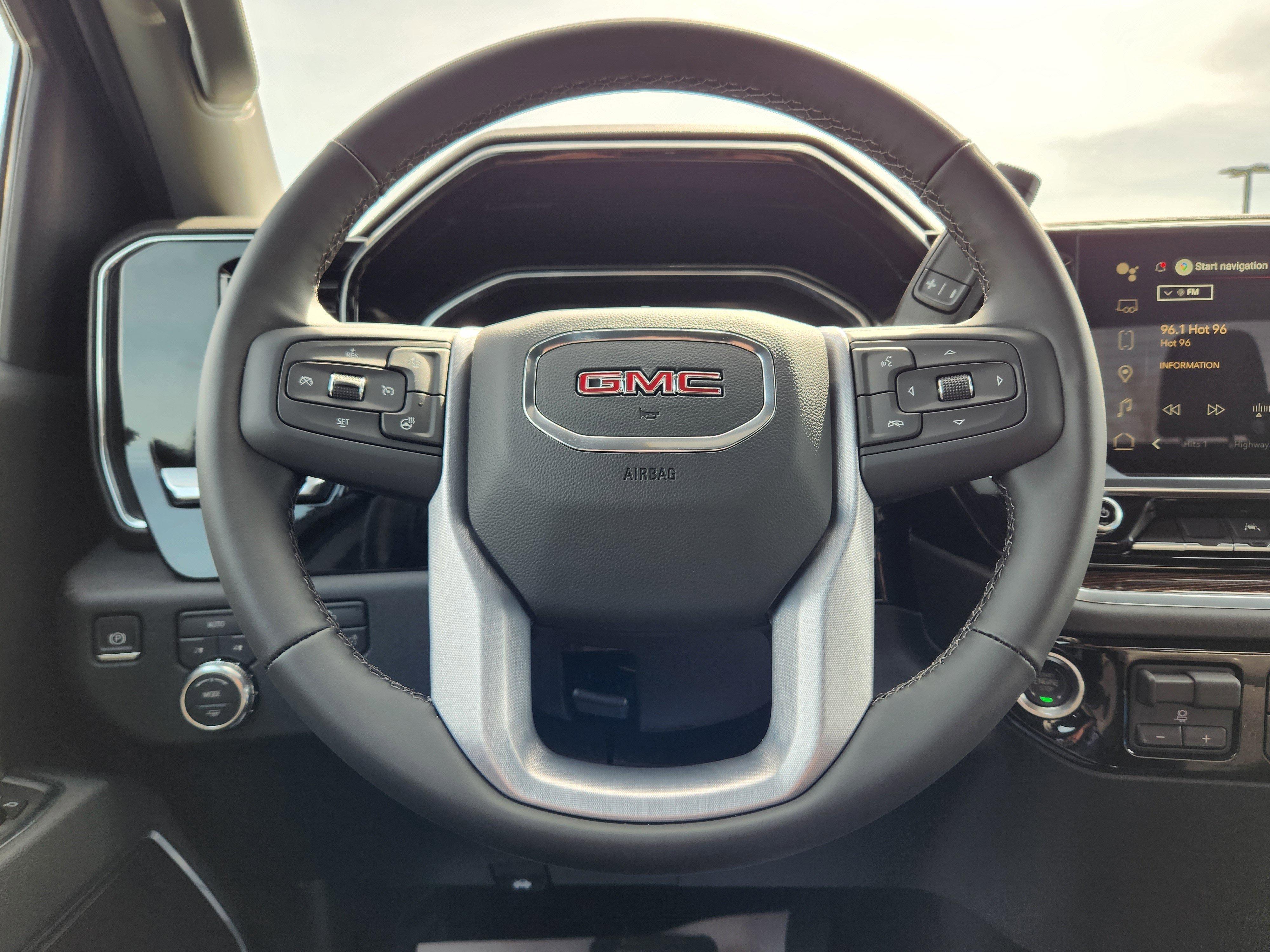 New 2026 GMC Sierra 1500 SLE image 14