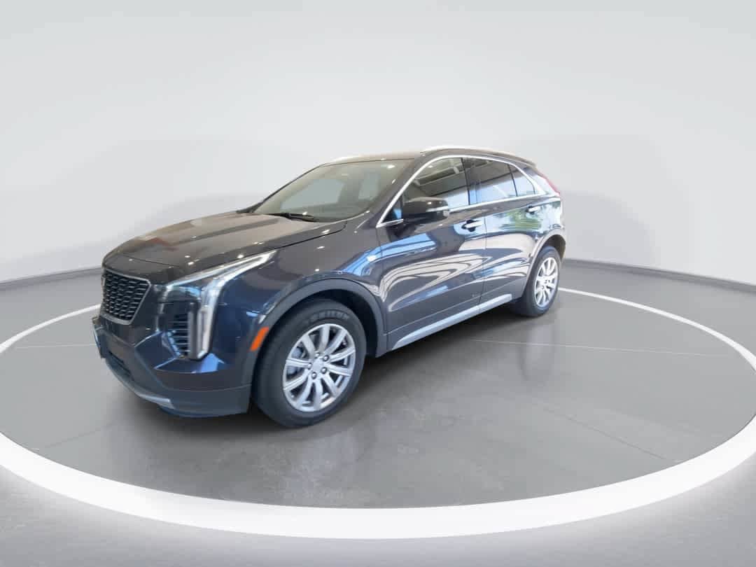 Used 2023 Cadillac XT4 Premium Luxury AWD/4WD image 4