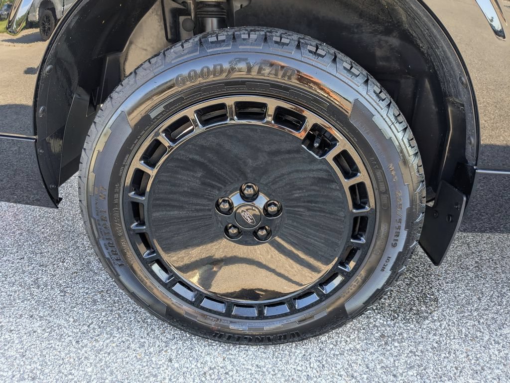 Used 2025 Ford Maverick Lobo AWD/4WD image 18