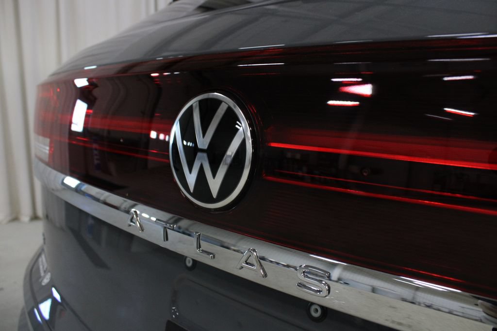 New 2026 Volkswagen Atlas Cross Sport SE AWD/4WD image 31