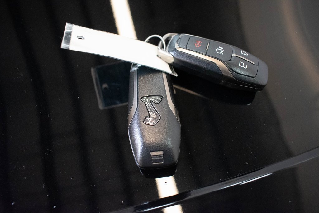 Used 2016 Ford Mustang Shelby GT350 w/ Technology Package image 30