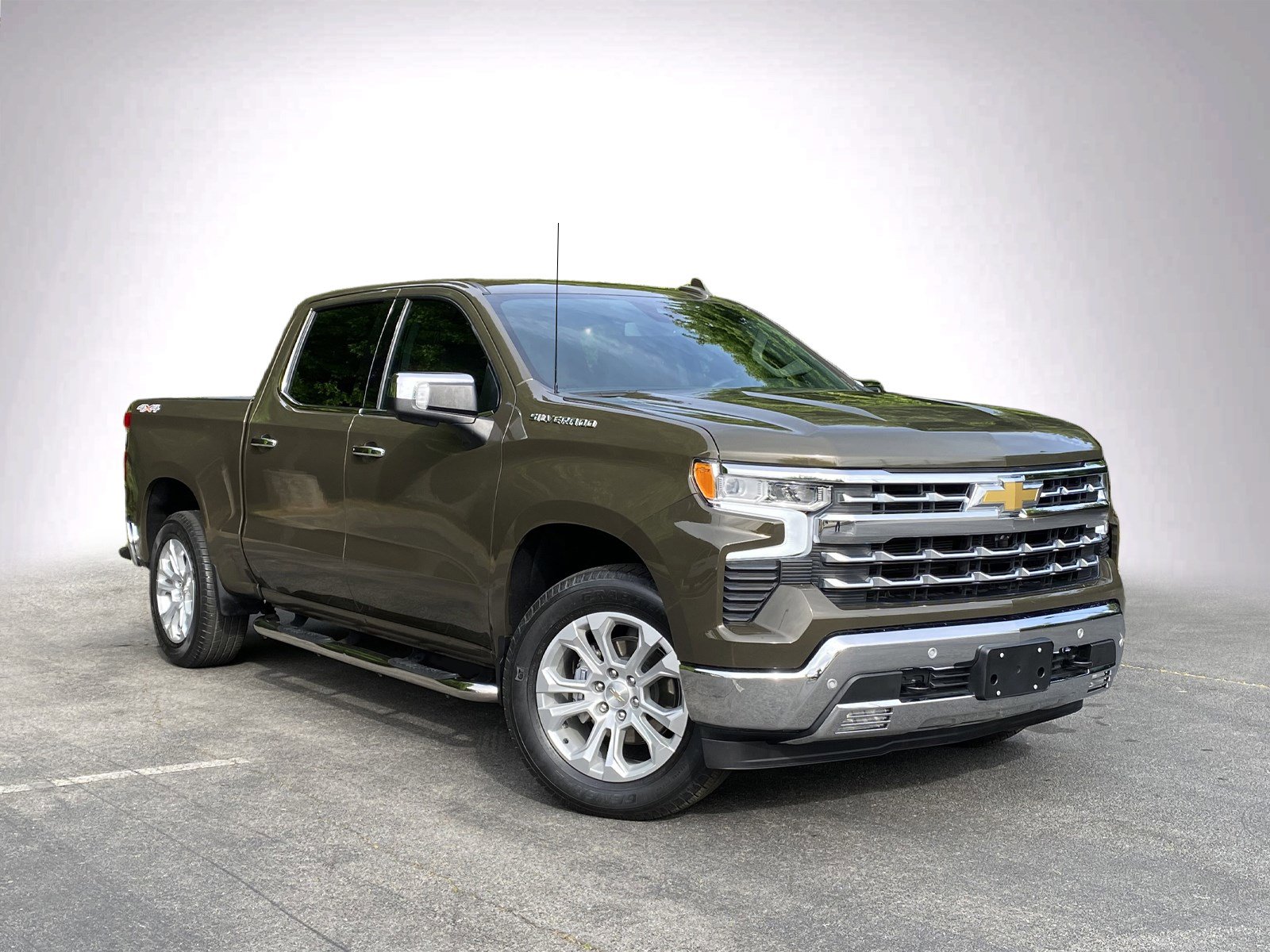 Used 2023 Chevrolet Silverado 1500 LTZ AWD/4WD image 47