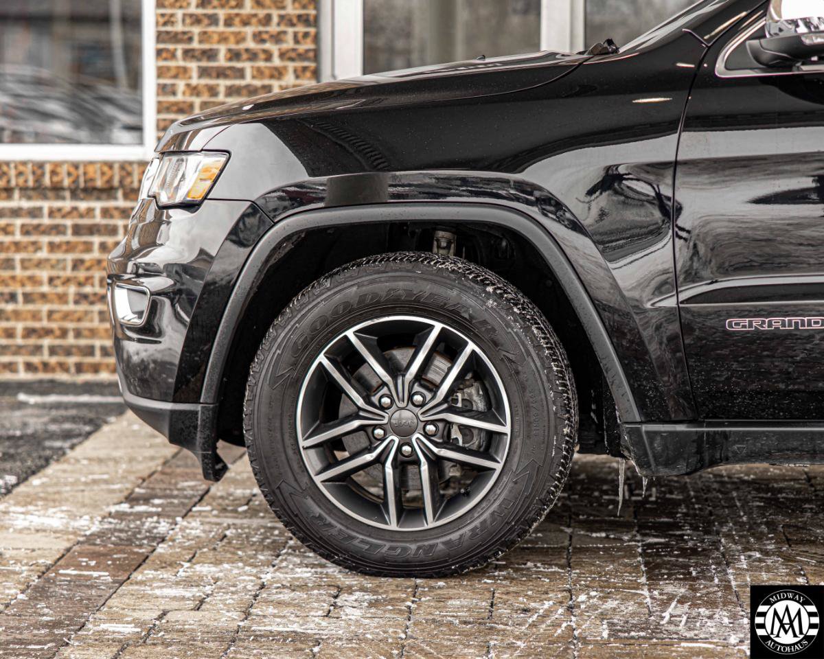 Used 2019 Jeep Grand Cherokee Limited AWD/4WD image 6