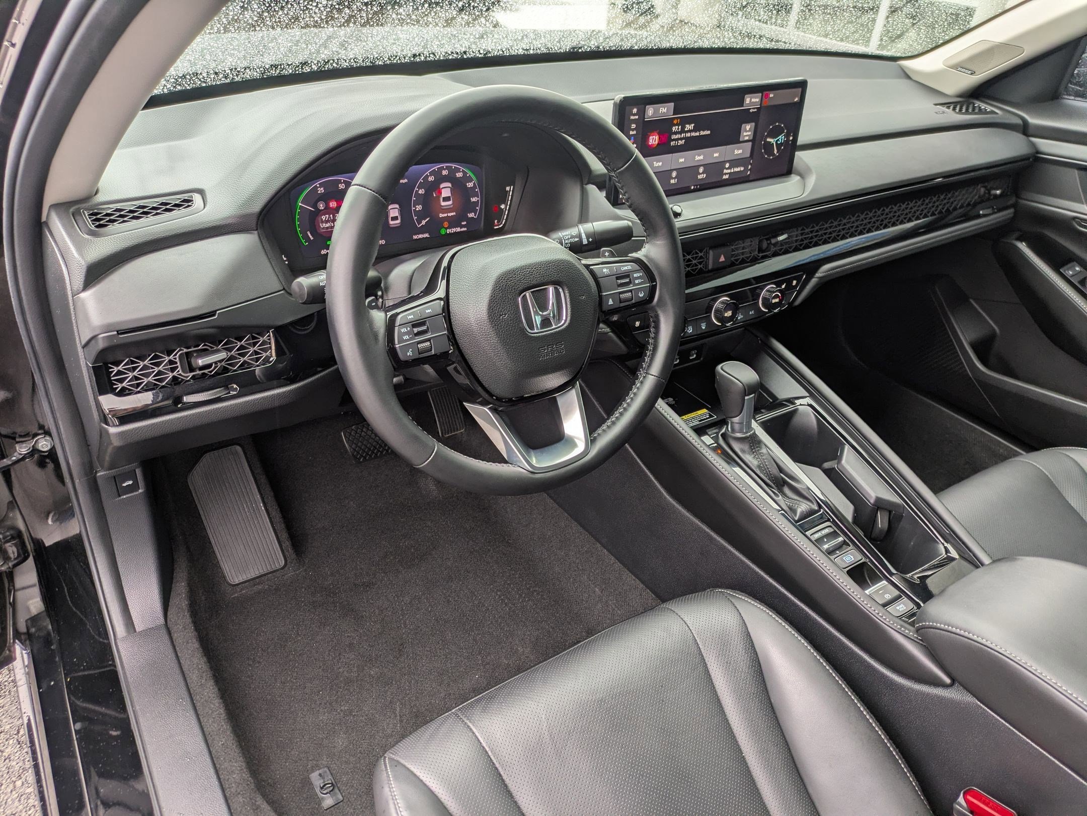 Used 2024 Honda Accord Touring image 16
